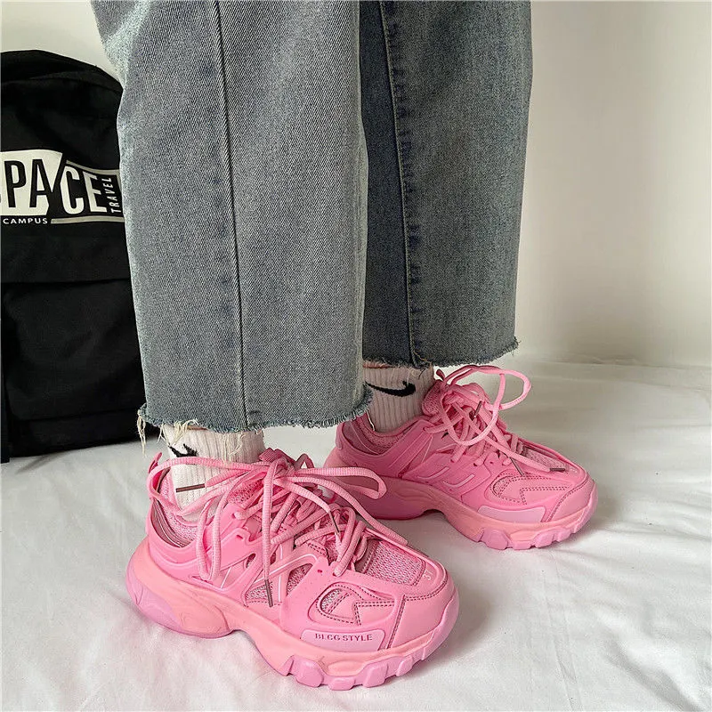 Stylish Brand Design Women Sneakers Cute Pink Chunky Shoes Ladies Breathable Mesh Trainers Women's Light White Sport Shoes